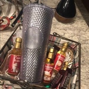 Sliver studded reuseable cup